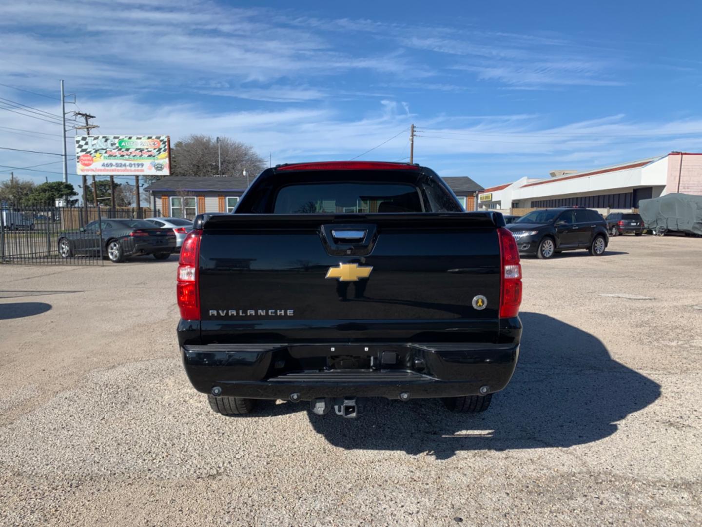 2013 Black /Black Chevrolet Avalanche LT (3GNMCFE06DG) with an V8 - 5.3L 5328cc 325ci FLEX MFI vin 0 type LMG - 2 valve OHV engine, AUTOMATIC transmission, located at 1830 North Belt Line Road, Irving, TX, 75061, (469) 524-0199, 32.834373, -96.993584 - Photo#1